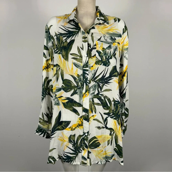 ❤️ Charlie Paige Floral top M - Picture 3 of 13